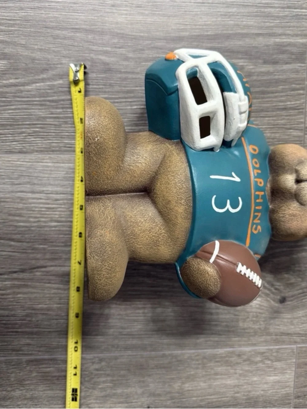 Miami Dolphins Hand Painted Ceramic Bear With Football/hemlet Dan Marino NFL
#13 - Picture 11 of 11